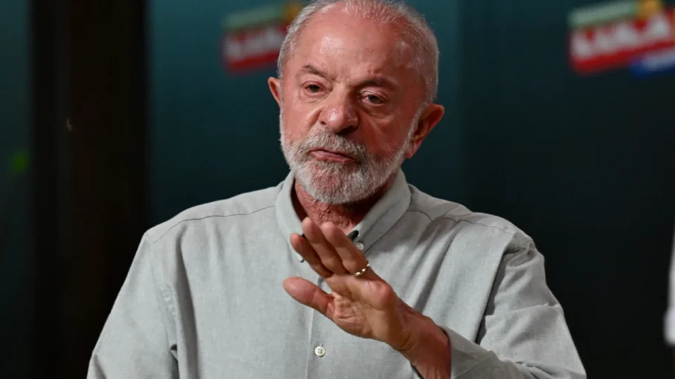 Lula avança em pauta de prosperidade contra Flávio
