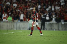 Paquetá tem lesão grave descartada, mas vira dúvida do Flamengo contra o Grêmio