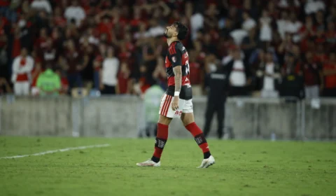 Paquetá tem lesão grave descartada, mas vira dúvida do Flamengo contra o Grêmio