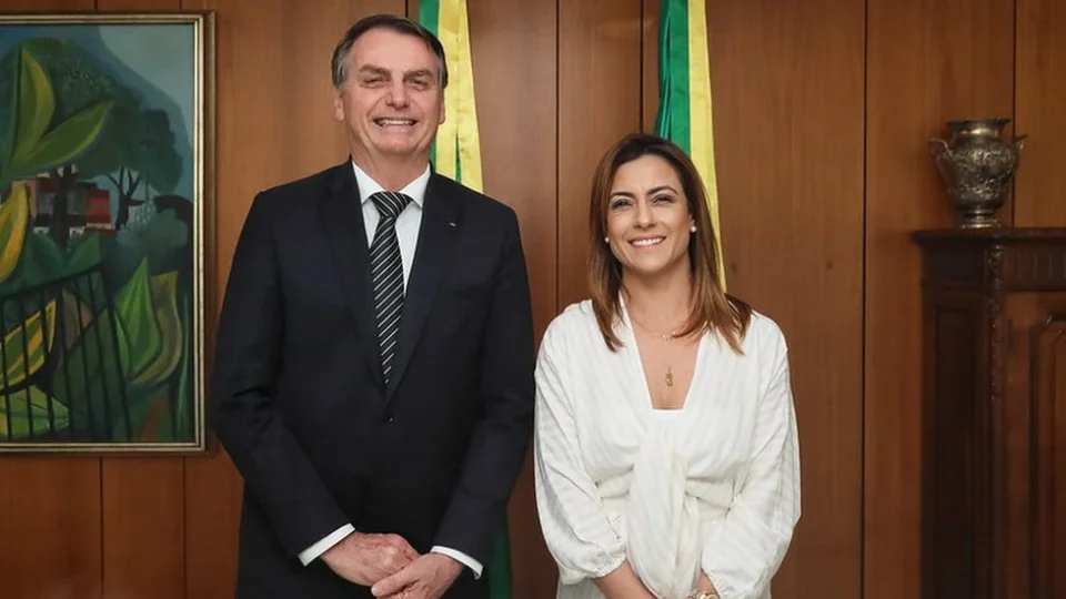 Soraya diz que Bolsonaro ameaçou expor transição de gênero de seu filho na campanha de 2022