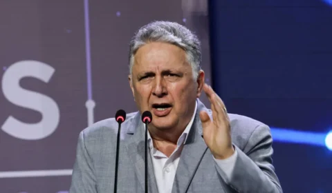 TSE revoga liminar de Garotinho e determina que votos sejam considerados nulos