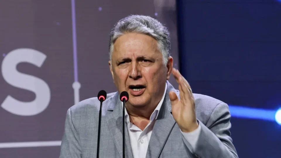 TSE revoga liminar de Garotinho e determina que votos sejam considerados nulos