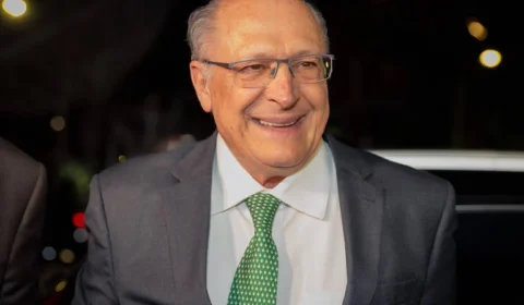 Alckmin vê com preocupação possível partidarismo no Judiciário após decisão do TSE