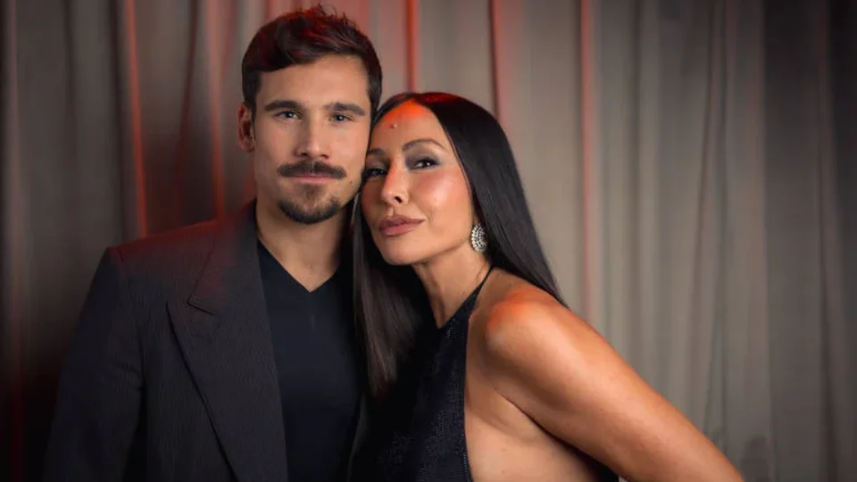 Festa no Masp reúne Sabrina Sato, Nicolas Prattes e famosos; confira as fotos