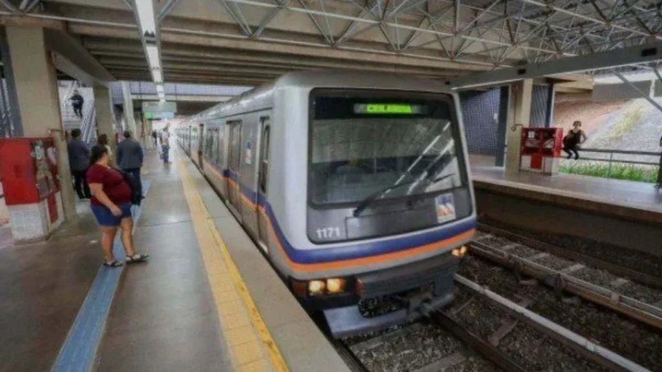 Metrô-DF terá circulação interrompida neste domingo para serviços de manutenção