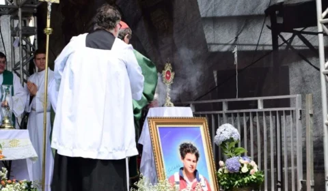 Relíquia de São Carlo Acutis volta a receber visitantes em santuário de Brasília