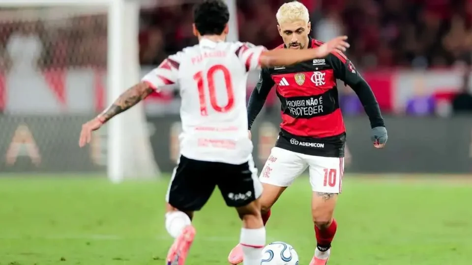 Flamengo contesta escalação de Marcos Rojo e tenta reverter vaga na final da Libertadores