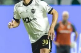 Atlético-MG vence Coritiba, entra no G6 e mira Pré-Libertadores