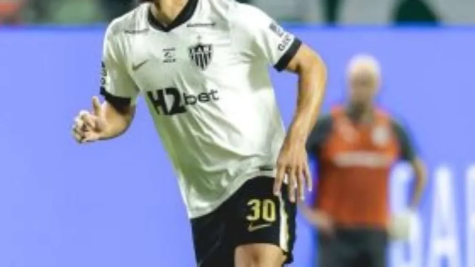 Atlético-MG vence Coritiba, entra no G6 e mira Pré-Libertadores