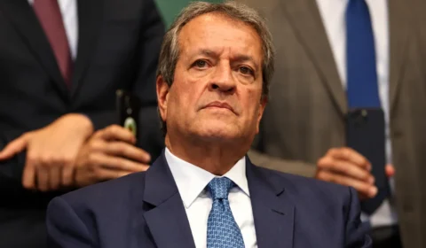 Moraes autoriza Valdemar a visitar Bolsonaro após derrota de Flávio