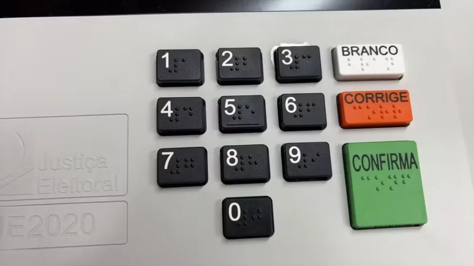 RS registra segundo caso de urna com tecla ‘3’ colada durante votação