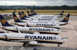 Passagens aéreas na Europa podem subir até 20% em 2027, prevê Ryanair