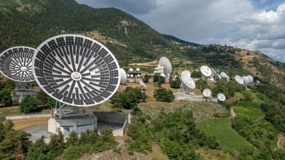 Celular via satélite chega ao Brasil, mas tem restrições; veja como vai funcionar