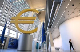 Euro despenca mais de 4% ante o real após 1º turno e crise fiscal na França