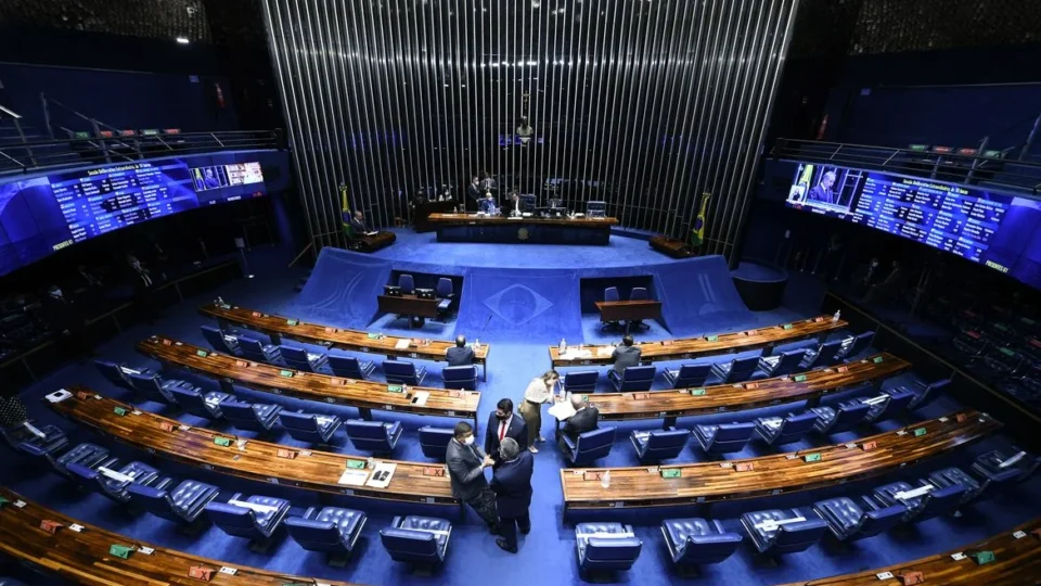 Fim da escala 6×1 entra em nova fase no Senado; veja o que falta para PEC ser aprovada