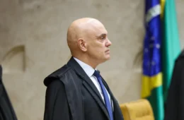 Moraes determina destruição de armas apreendidas com Anderson Torres e ex-comandantes da PMDF