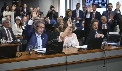 Comissão do Senado aprova PEC da Segurança; texto segue ao plenário