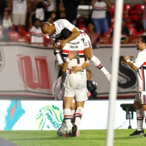 O Vasco, por sua vez, deixou a capital paulista sem pontuar. A derrota representa mais um obstáculo para a equipe carioca na tentativa de avançar na tabela durante a reta final da competição.