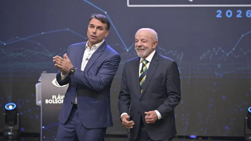 Após debate tenso, Lula e Flávio devem mudar postura para último confronto
