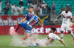 São Paulo sofre três gols pelo alto, e Dorival vê pior marca defensiva desde volta