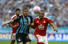 Gre-Nal 455 termina em empate e frustra Grêmio na Arena