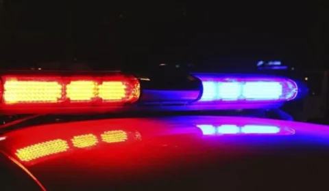 Homem morre em motel e pastor derruba portão para fugir em SP