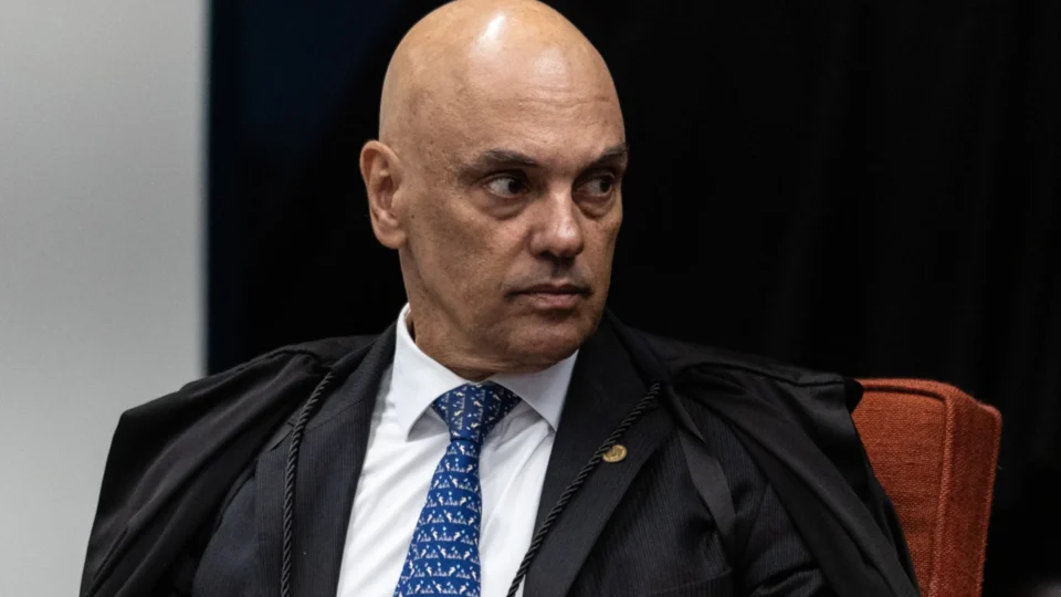 Aliados de Flávio procuram Moraes para evitar interferência do STF no 2º turno