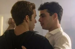 Mau Mau e Felipe se beijam pela primeira vez em “Quem Ama Cuida”