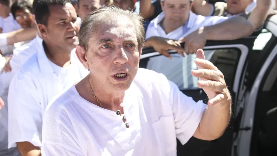 João de Deus e centro espírita são condenados a pagar R$ 20 milhões por abusos sexuais