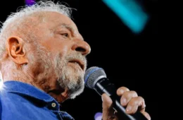 Lula escala quatro aliados para acompanhá-lo no debate contra Flávio Bolsonaro na Band