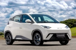 BYD Dolphin ou Dolphin Mini: qual elétrico vale mais a pena comprar?