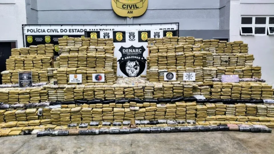 Denarc apreende 1,5 tonelada de skunk em Novo Airão em três dias
