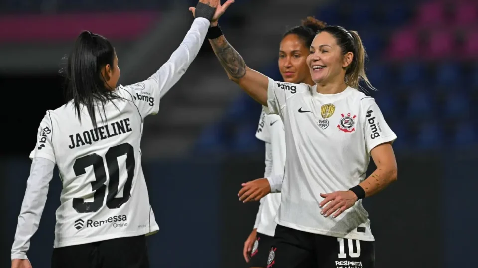 Corinthians e Cruzeiro decidem a Libertadores Feminina