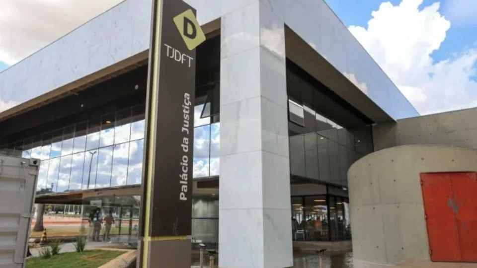 Justiça mantém condenação de técnico acusado de furtar joias durante atendimento