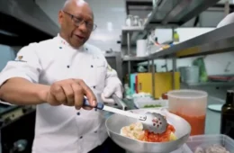 Mineiro que chegou a SP sem dinheiro hoje fatura R$ 600 mil por mês com restaurante italiano