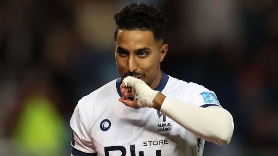 Mesmo com derrota do Al-Hilal, Salem Al-Dawsari fica a um gol de marca histórica na Ásiaar