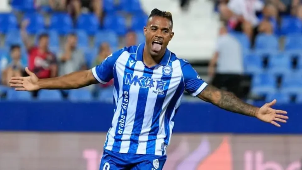 Alavés x Málaga: onde assistir, horário e escalações do jogo desta sexta-feira (23)