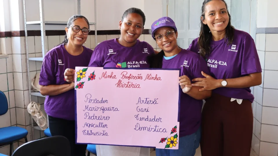 Lançamento do CREJA: Centro de Referência de Educação de Jovens e Adultos
