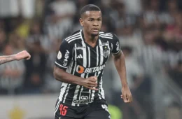 Alisson Santana quase desistiu do futebol e agora chega à Seleção após enfrentar a guerra