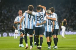 Argentina goleia Bolívia por 4 a 0 em primeiro jogo após a Copa do Mundo