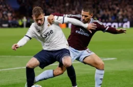 Aston Villa vence Viking por 3 a 1, mantém campanha perfeita e assume vice-liderança da Champions