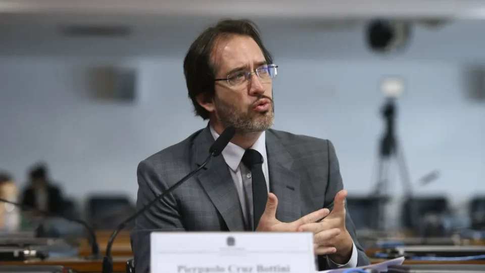 Lula avalia nome de ex-advogado de Daniel Vorcaro para comandar Ministério da Justiça
