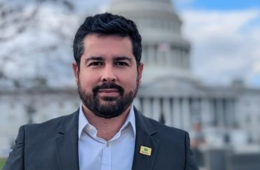 Paulo Figueiredo culpa ChatGPT por erros em carta de Flávio Bolsonaro