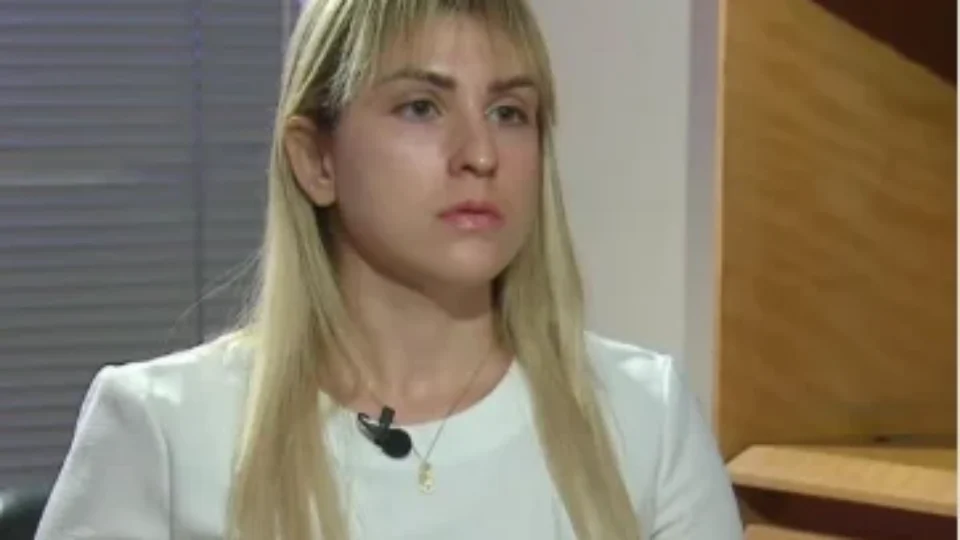 Justiça mantém condenação de Sarí Corte Real a 7 anos de prisão, mas ela segue em liberdade