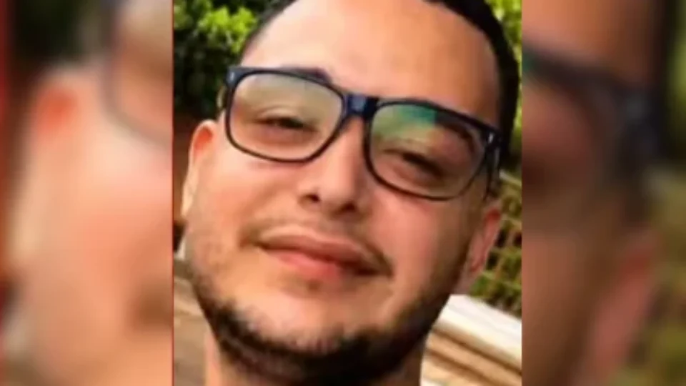Jovem de 25 anos é encontrado morto com oito marcas de tiros dentro de casa em Rondônia