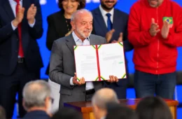 A quatro dias do 2º turno, Lula aposta em perdão de dívidas de MEIs e transporte gratuito