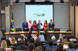 Ministro da Fazenda anuncia medidas para garantir mais recursos à pesquisa científica no Brasil