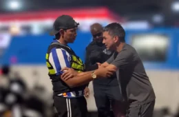 Motociclista denuncia cárcere privado e agressões após ser confundido com traficante no Rio