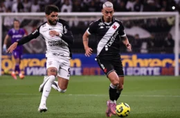 Corinthians sofre virada do Vasco, entra no Z-4 e vê risco de queda aumentar na Série A