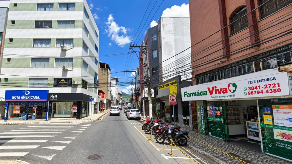 Homem é morto em barbearia com cerca de 20 tiros